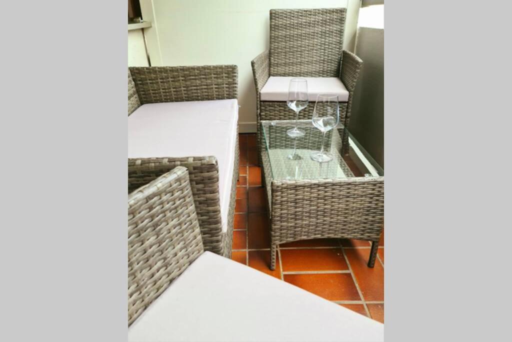 Rivulet 2 Bedroom Apartment Μπάντεν-Μπάντεν Εξωτερικό φωτογραφία